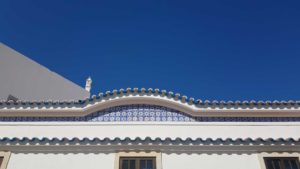 alte-street-blue-sky